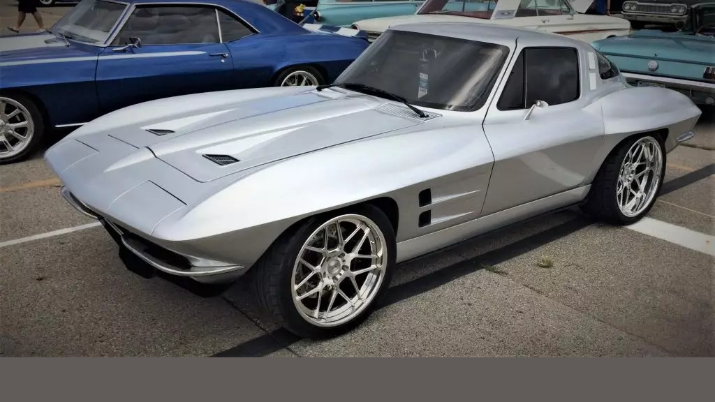 Click to Enlarge-Esc to Close Corvette Generations/C2/C2 1963-4 Restomod Silver.jpg